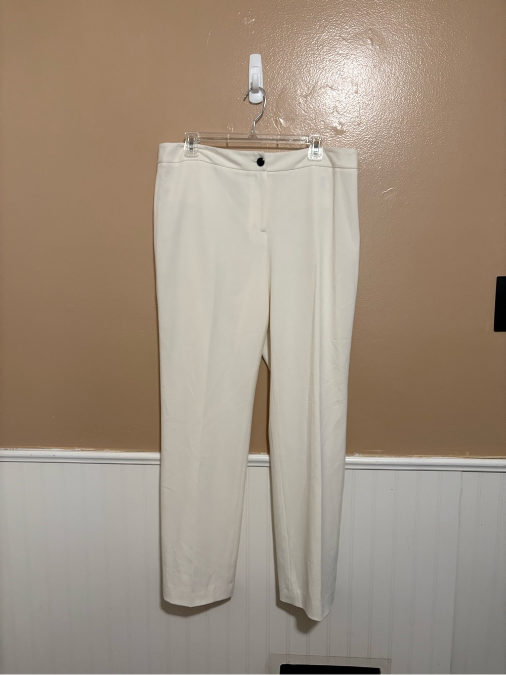 Evan-Picone Size 12 Winter White Lined Trousers Flat Front Preowned